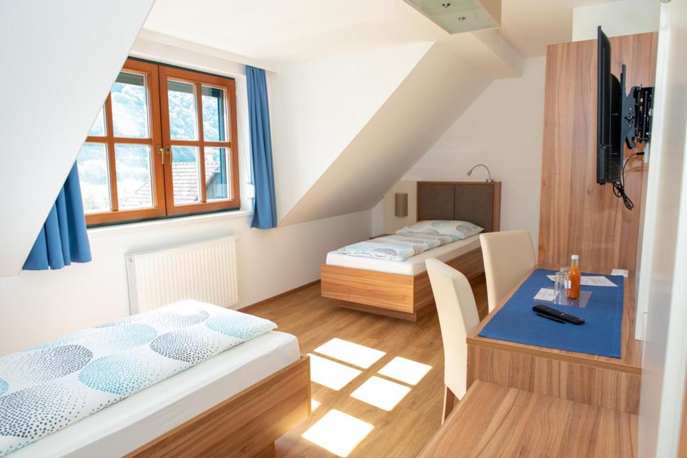 Gaestehaus Schuetz Spitz an der Donau ภายนอก รูปภาพ